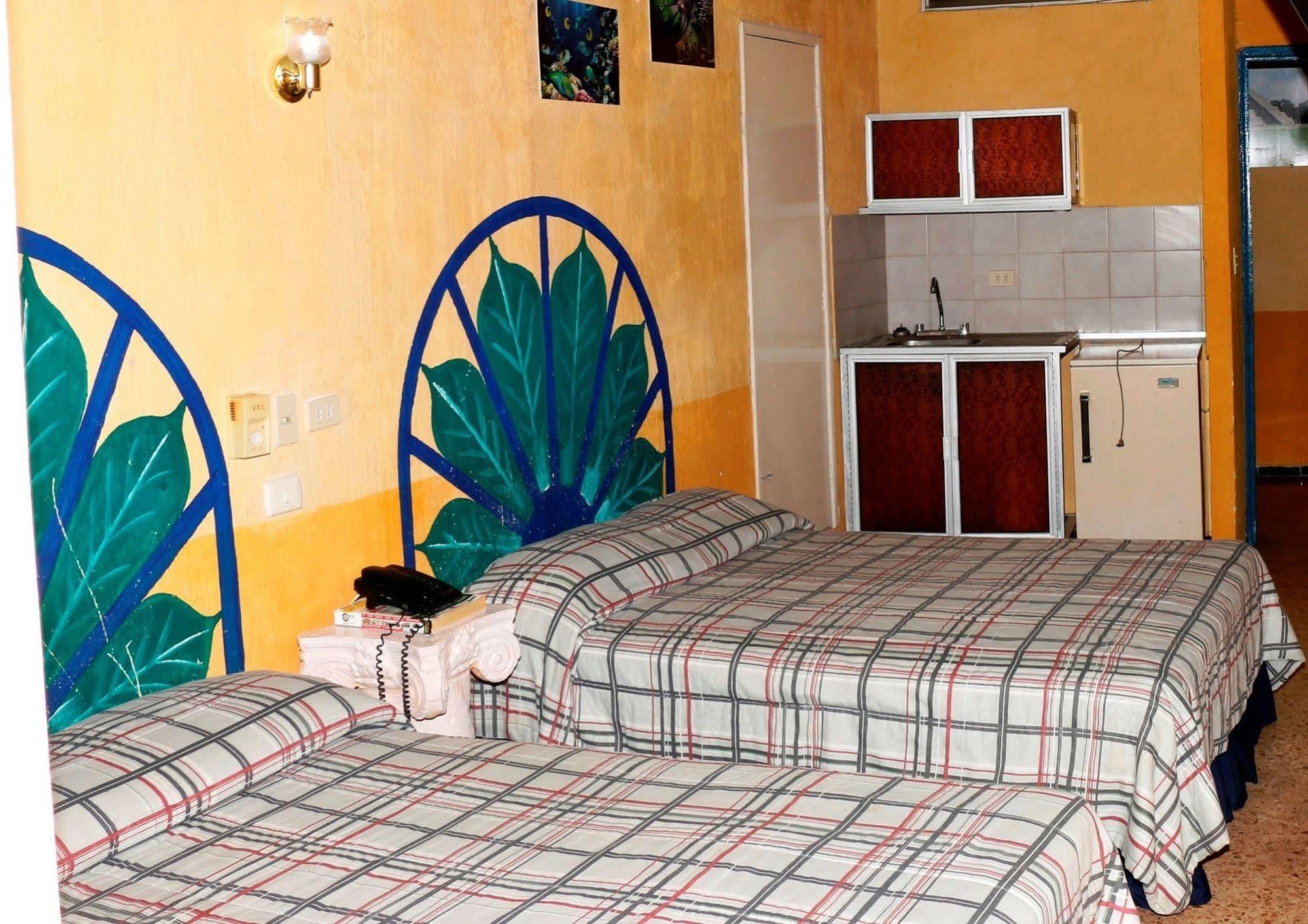 מרידה Hotel Suites Elia Noemi מראה חיצוני תמונה