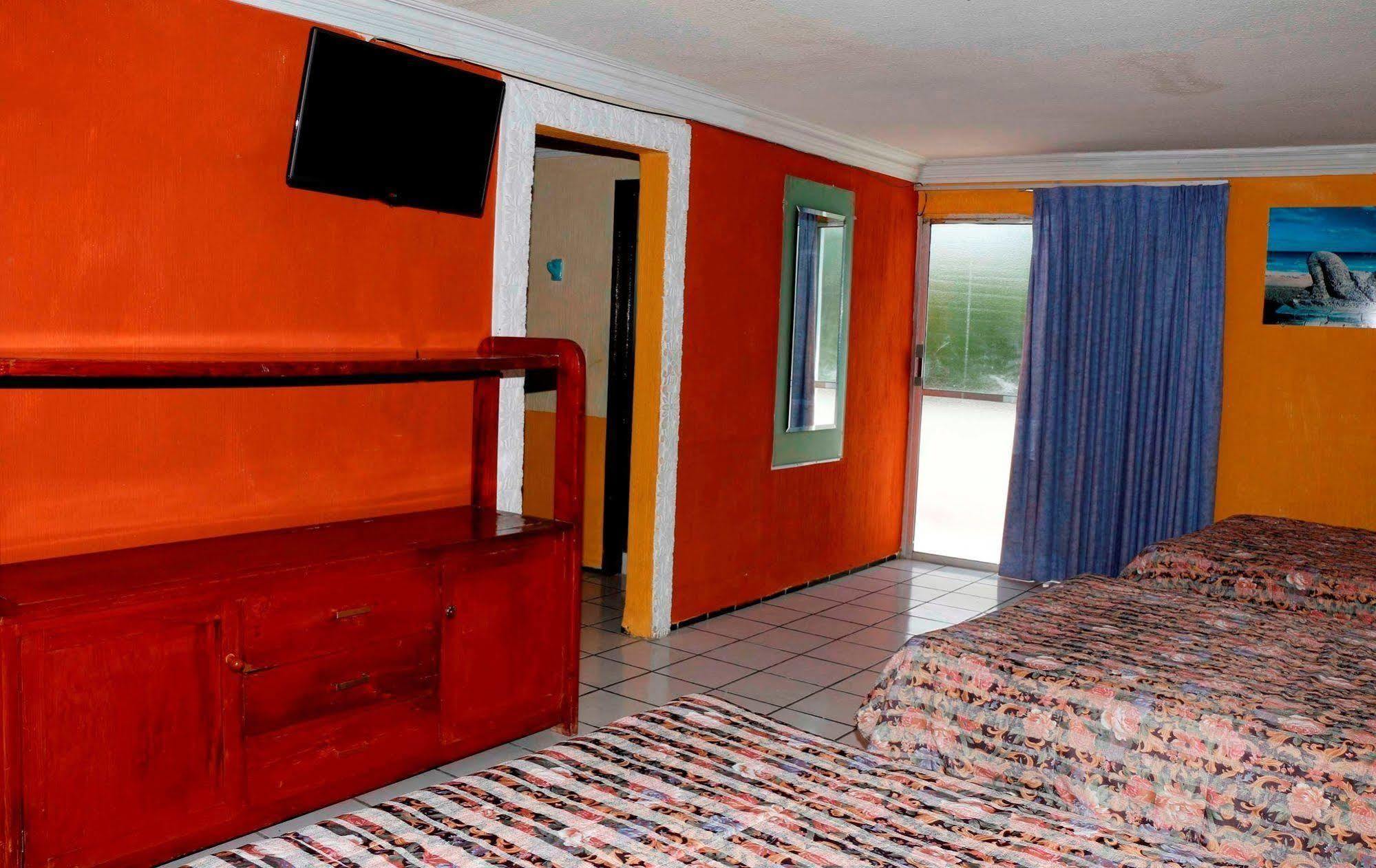 מרידה Hotel Suites Elia Noemi מראה חיצוני תמונה