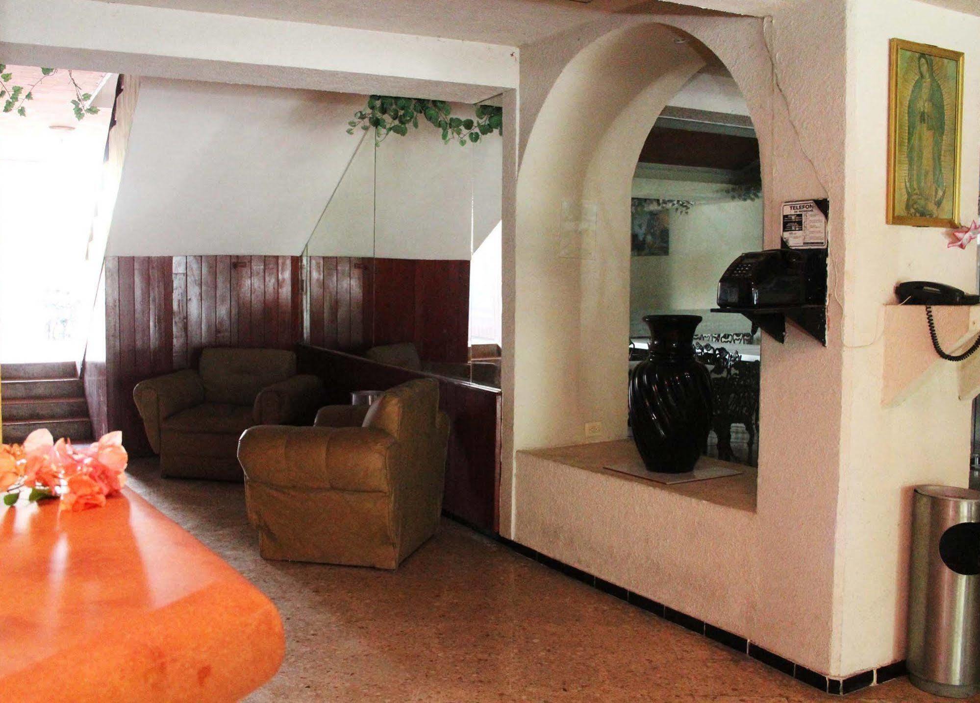 מרידה Hotel Suites Elia Noemi מראה חיצוני תמונה